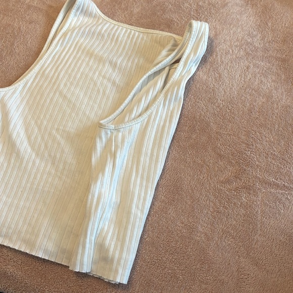 American Eagle top - Picture 5 of 5